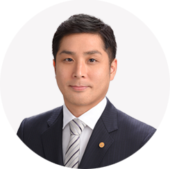 行政書士 津田拓也